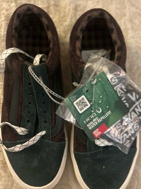 NWT Suade Vans